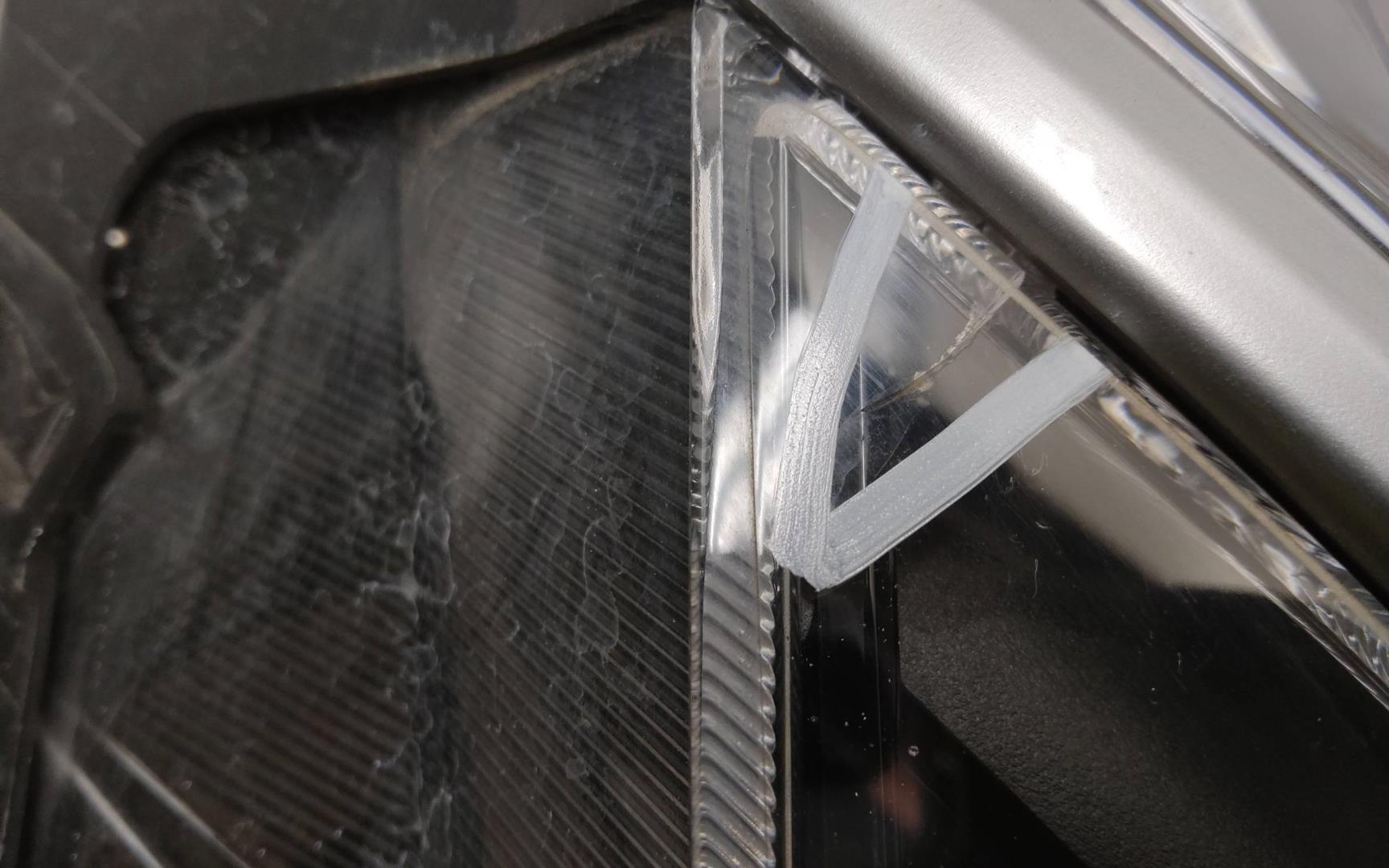 Фара правая