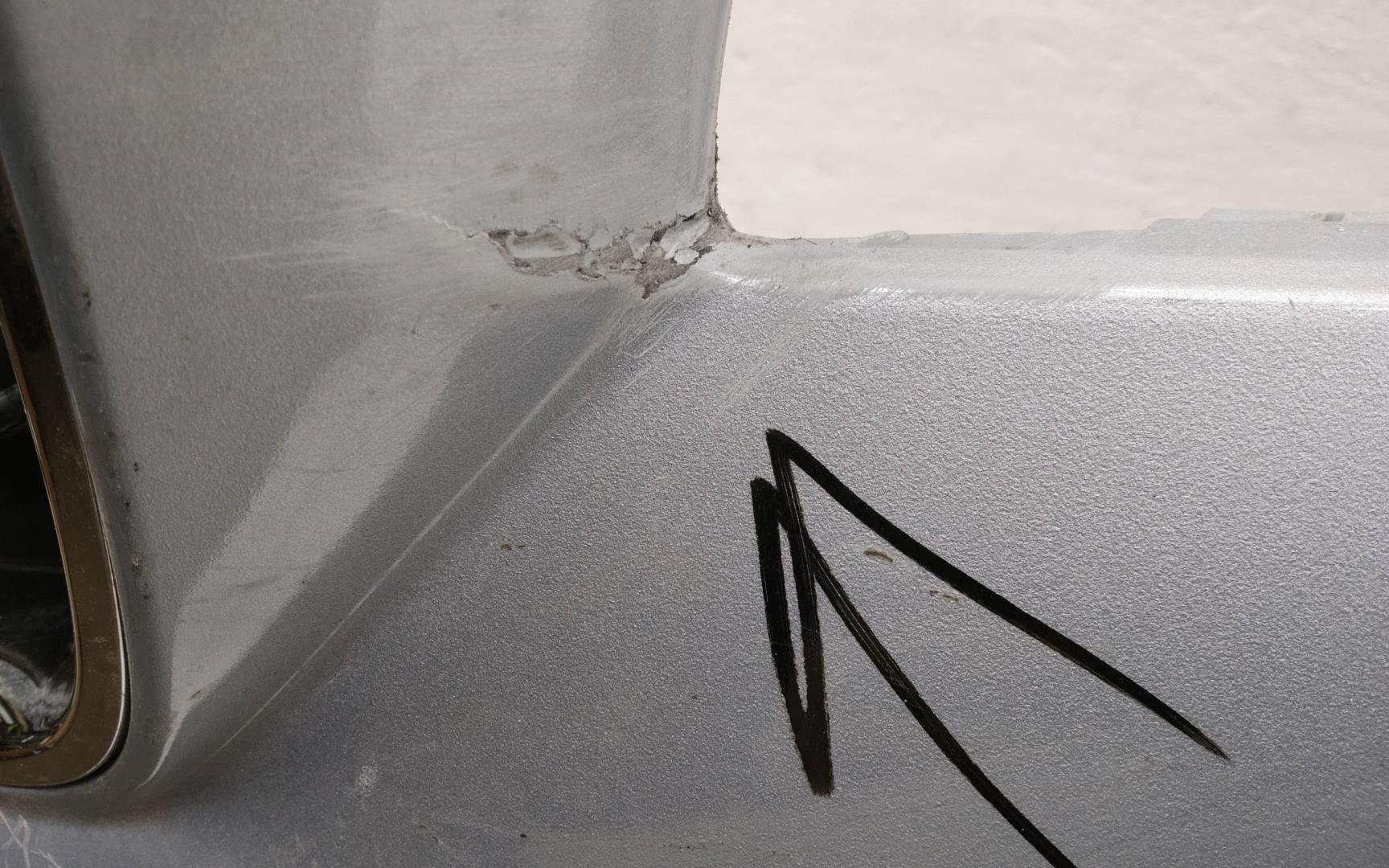 Бампер передний