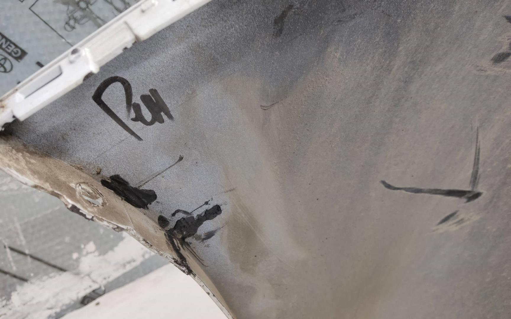 Бампер передний