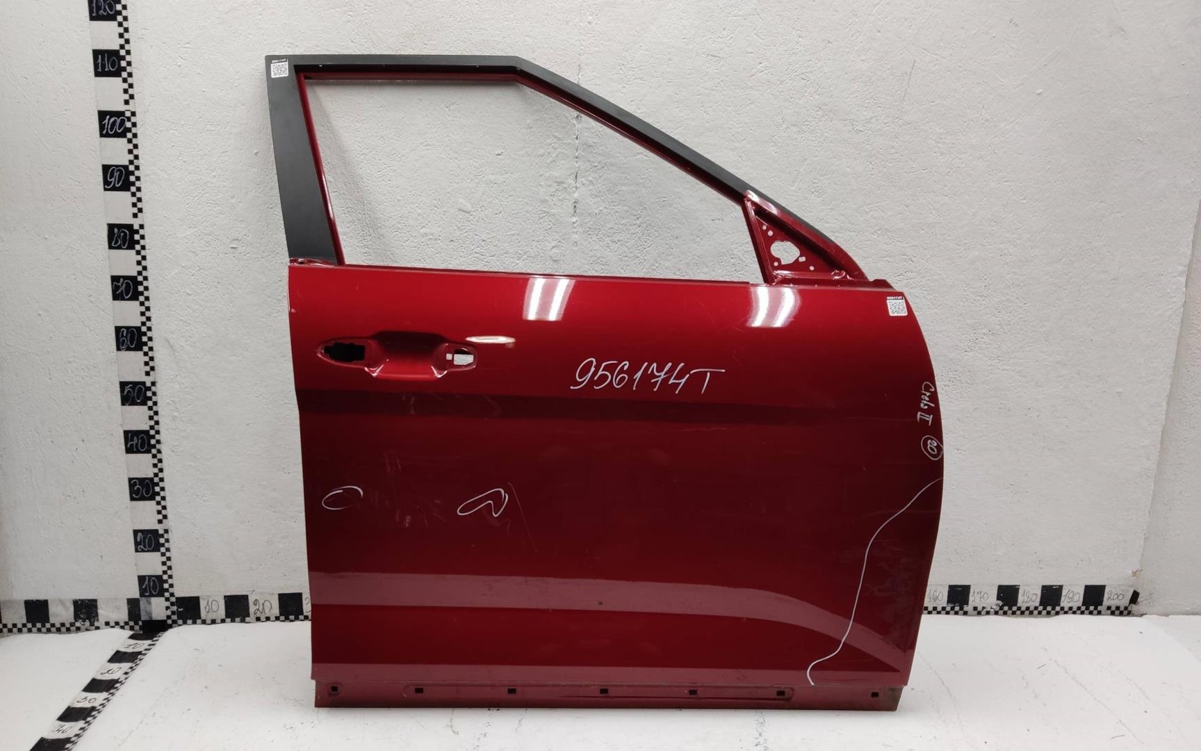 Дверь передняя правая