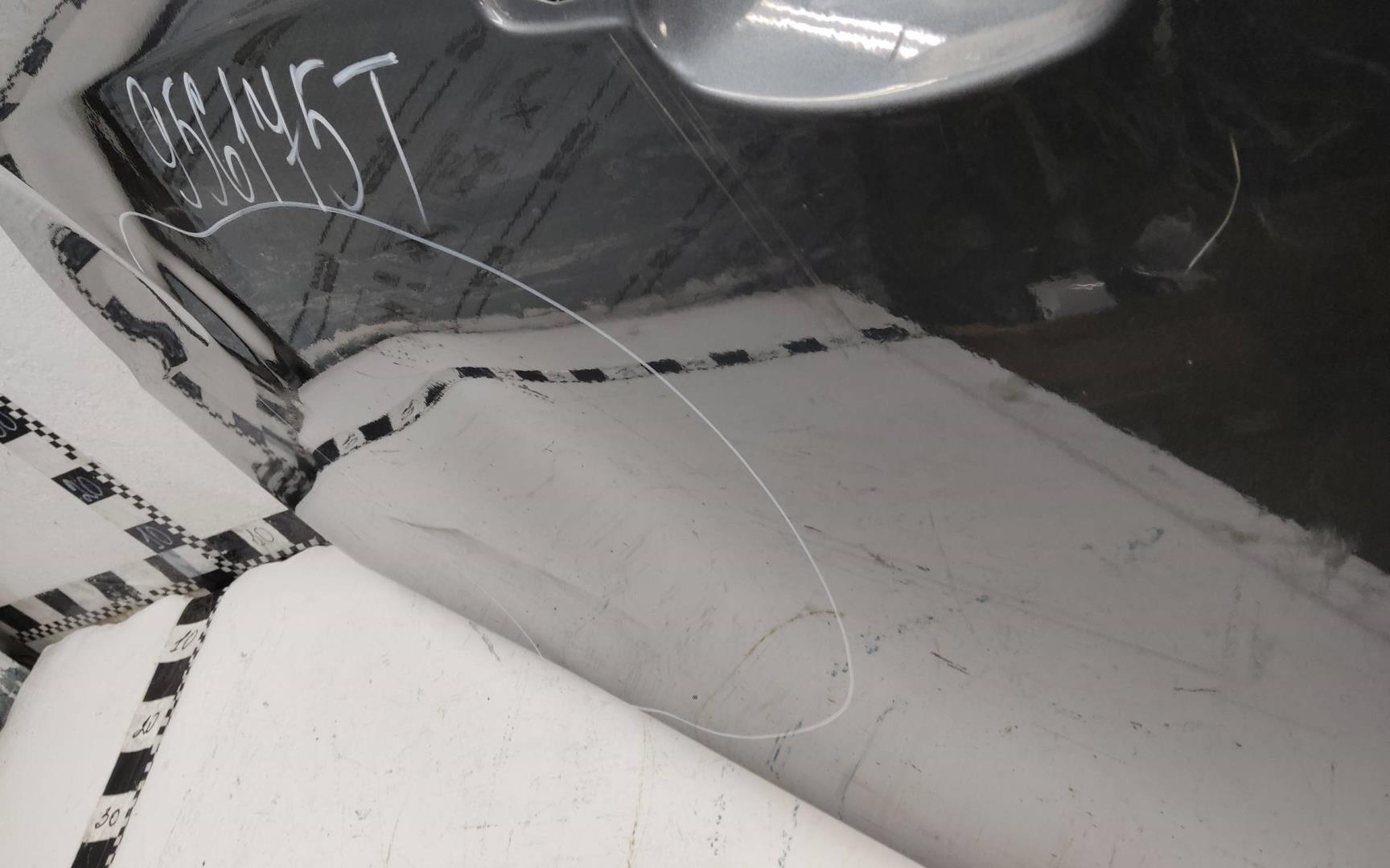 Дверь передняя левая