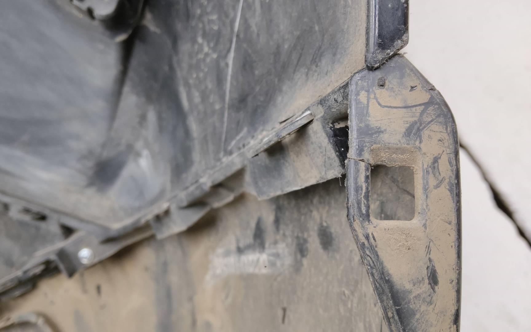 Бампер передний