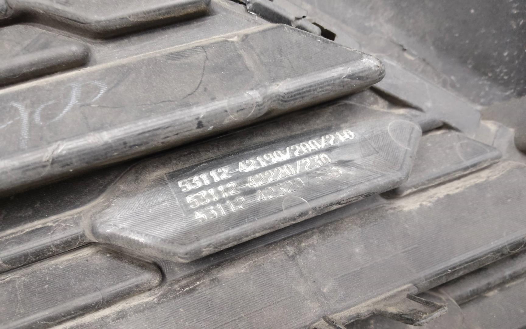 Бампер передний