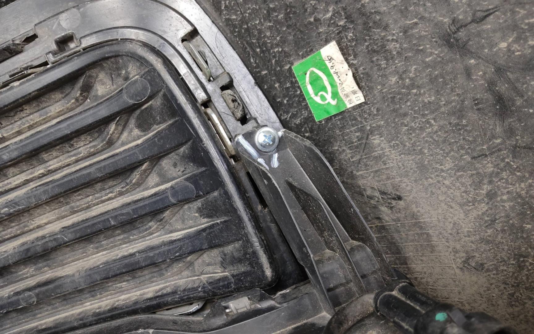 Бампер передний