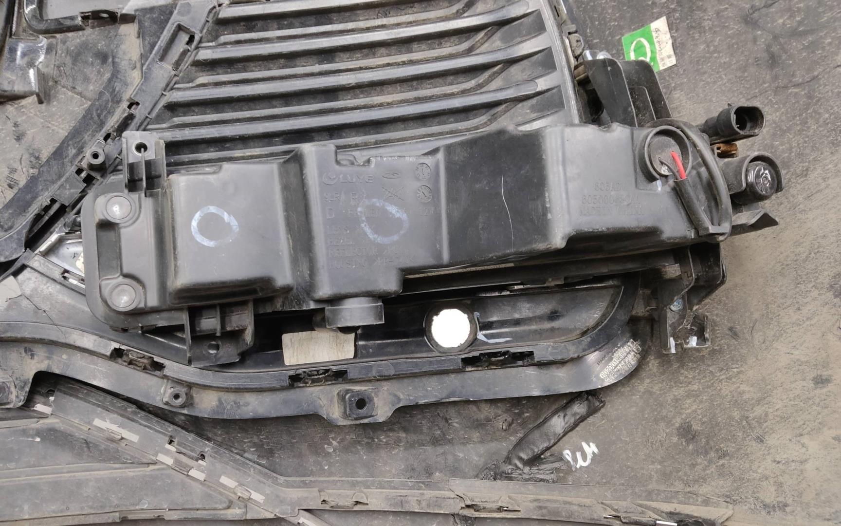 Бампер передний