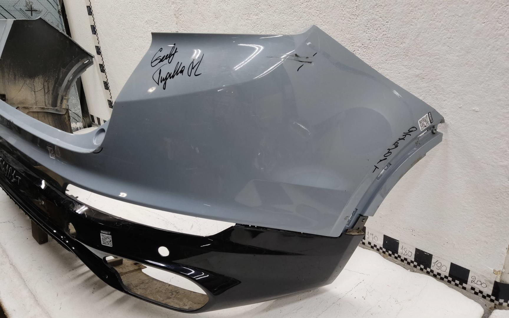 Бампер задний