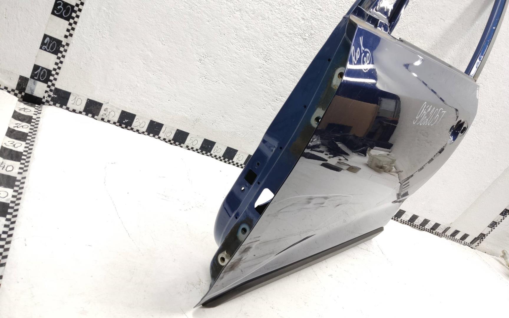 Дверь передняя левая