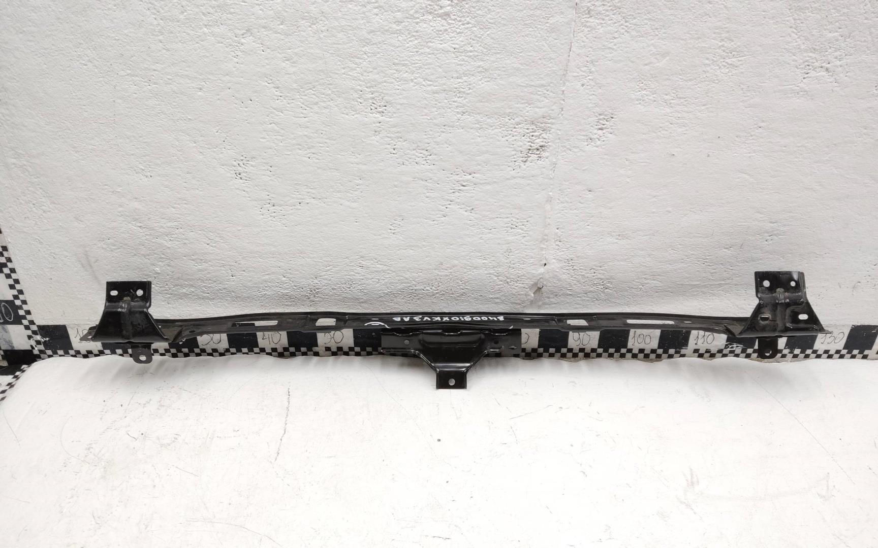 Кронштейн переднего бампера