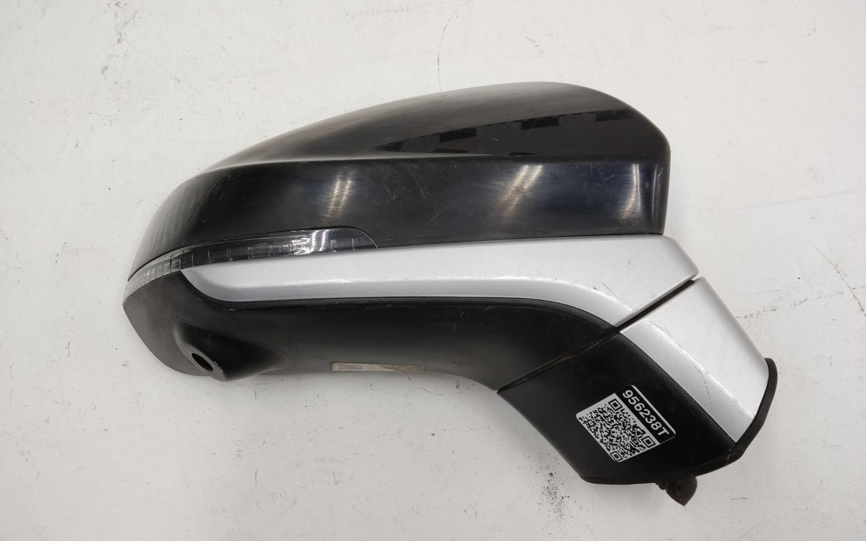 Зеркало правое электрическое