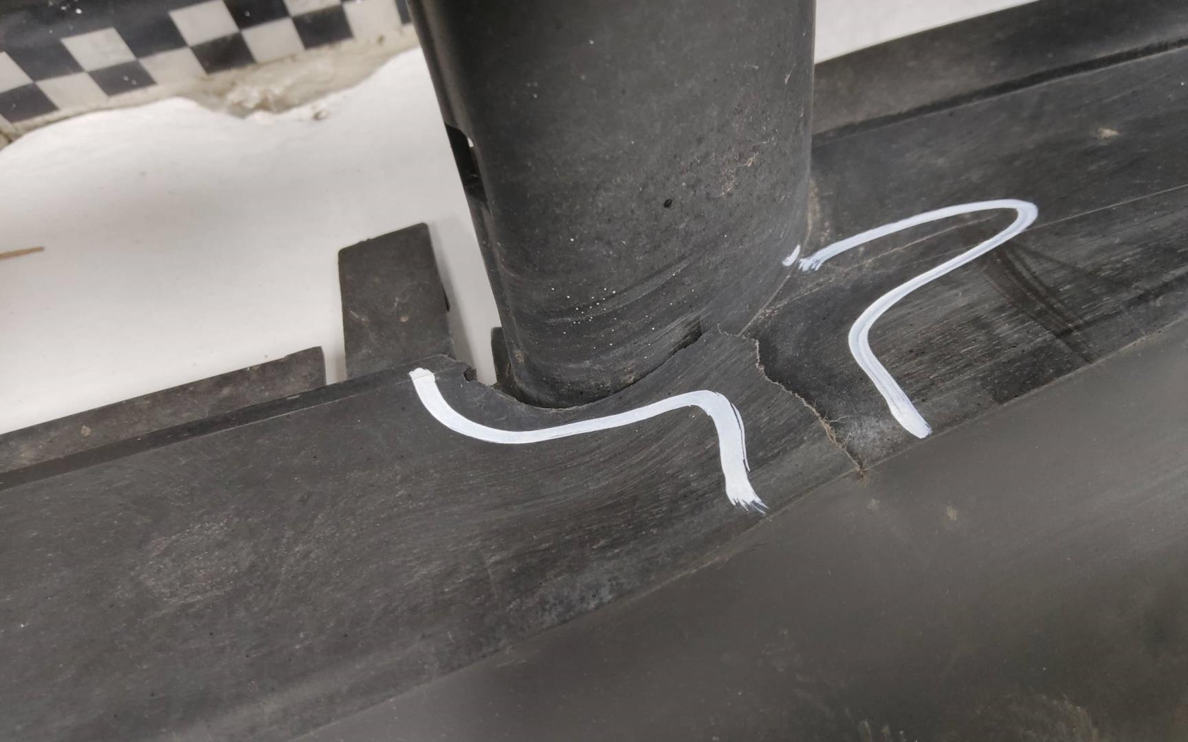 Воздуховод радиатора нижний