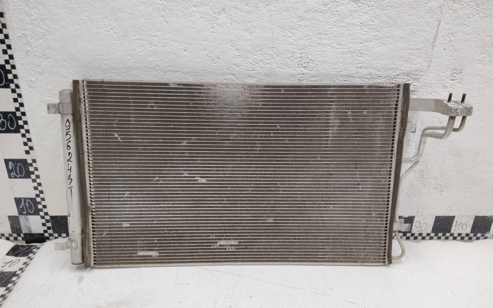Радиатор кондиционера / конденсер