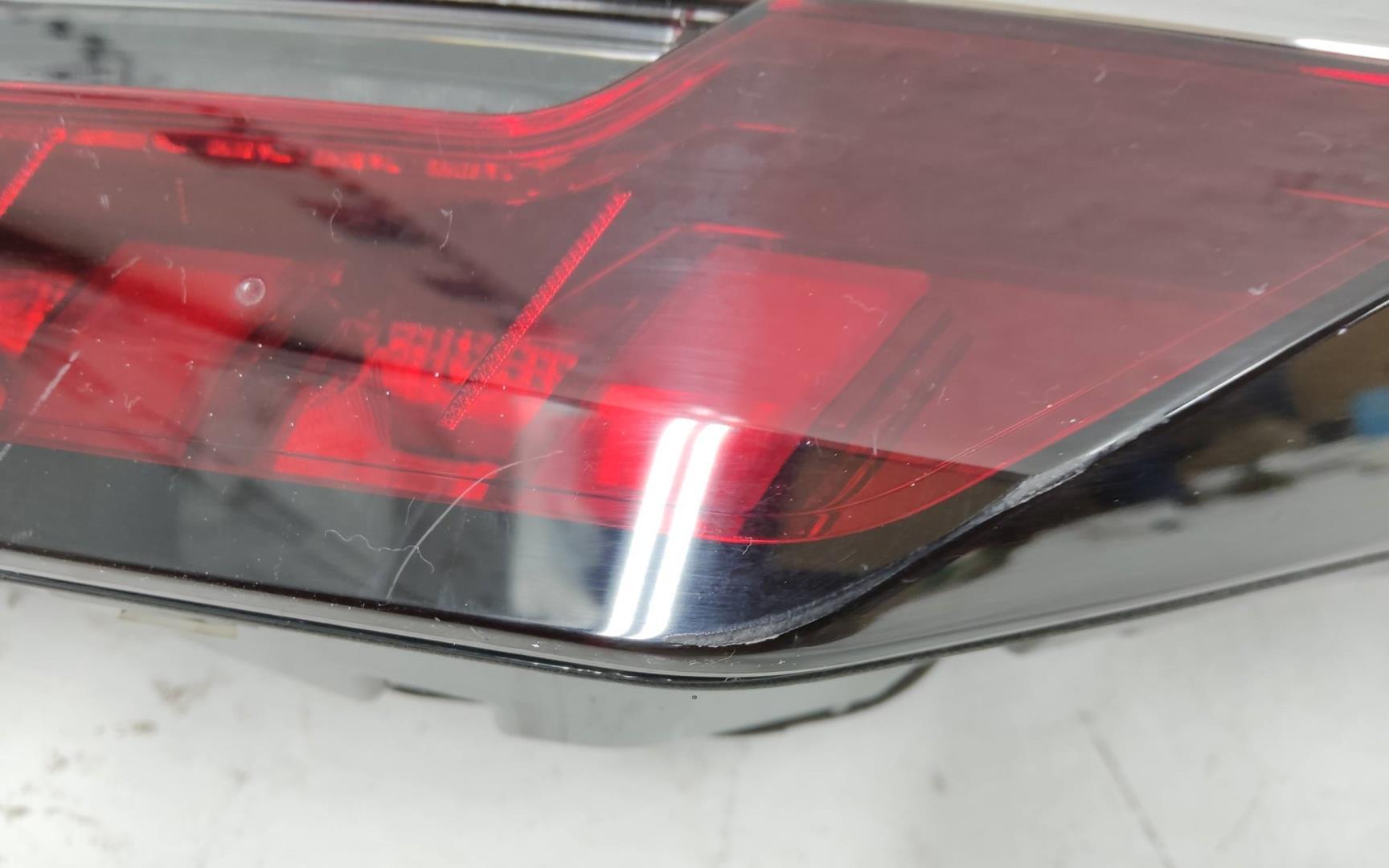 Фонарь задний