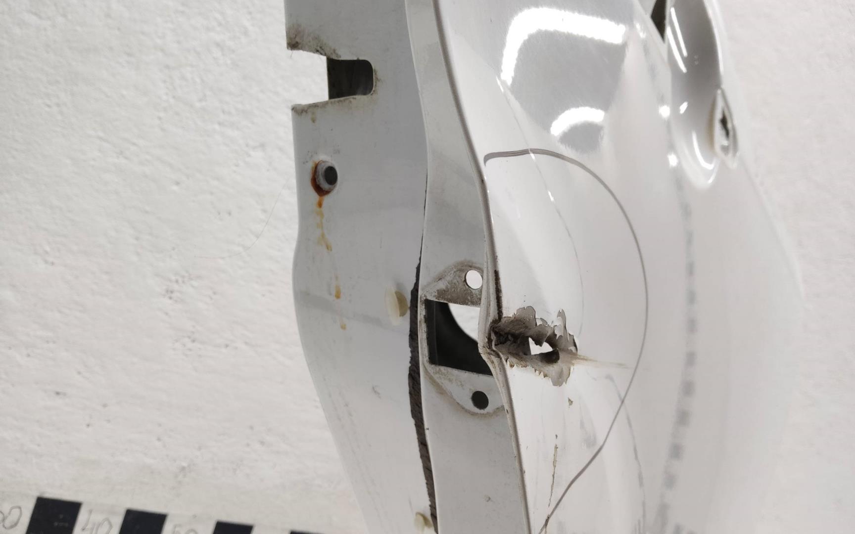 Дверь задняя правая