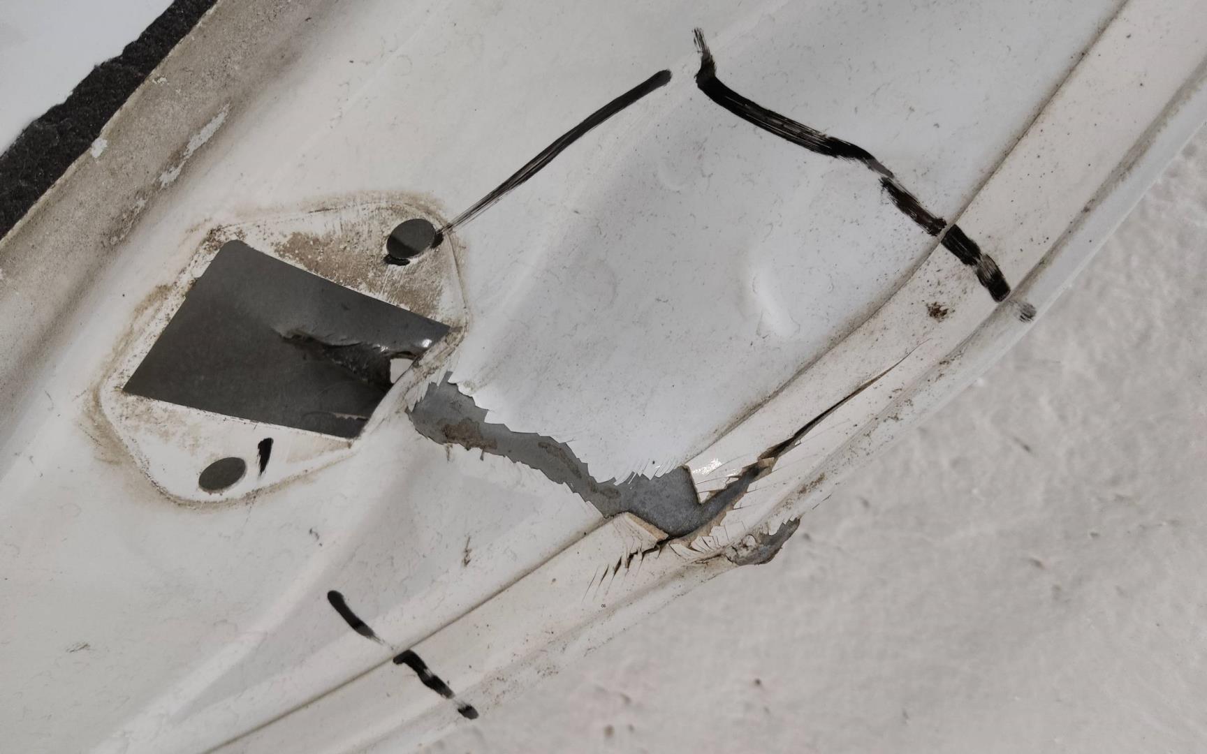 Дверь задняя правая