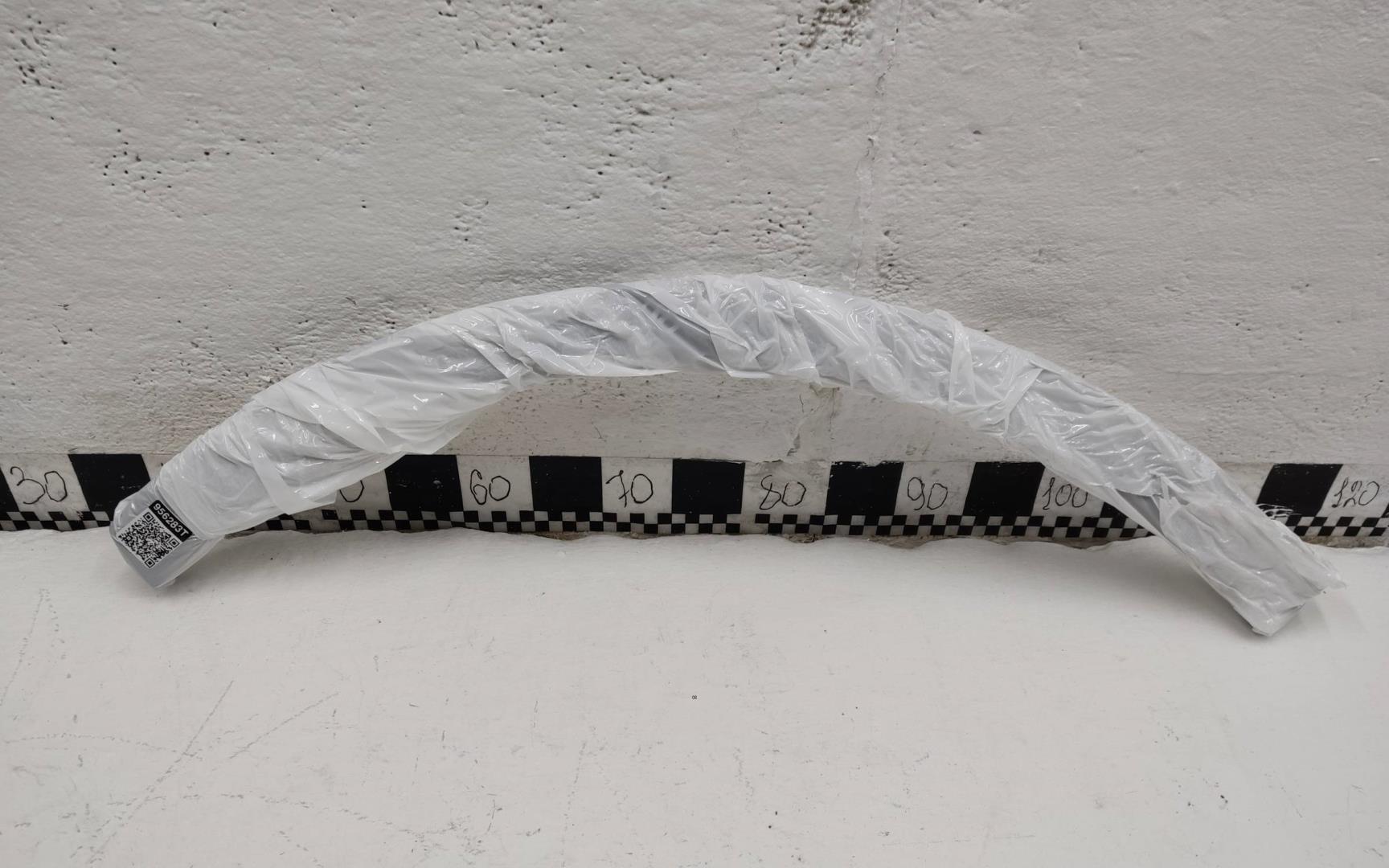 Накладка заднего крыла левого