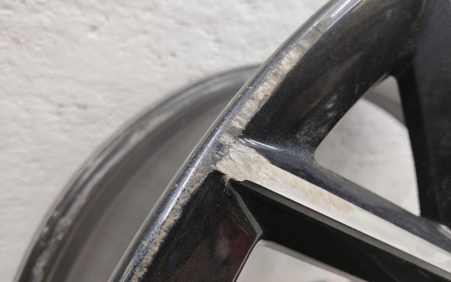 Диск колесный литой легкий сплав