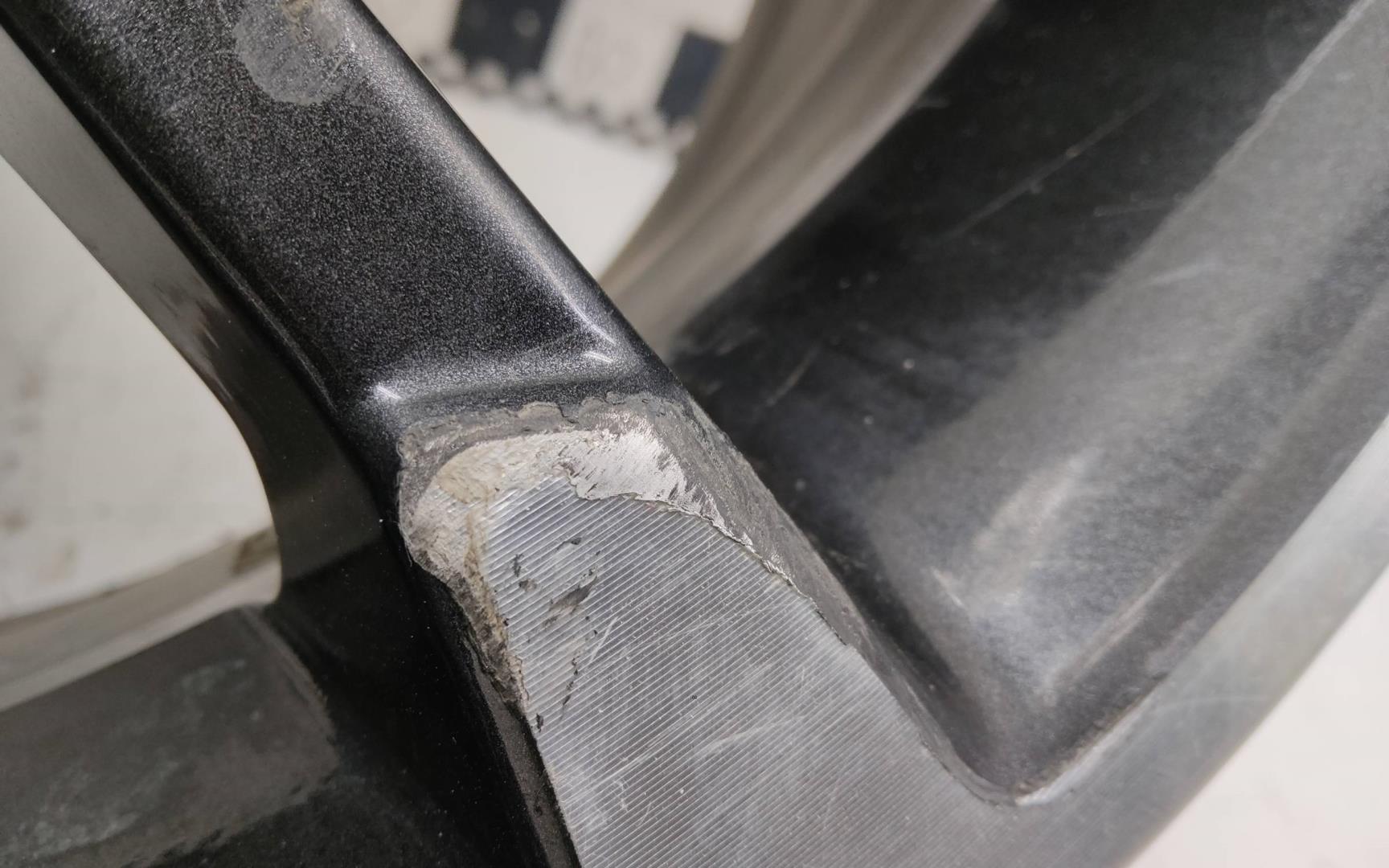 Диск колесный литой легкий сплав