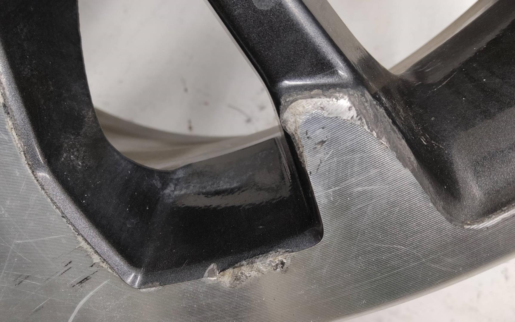 Диск колесный литой легкий сплав