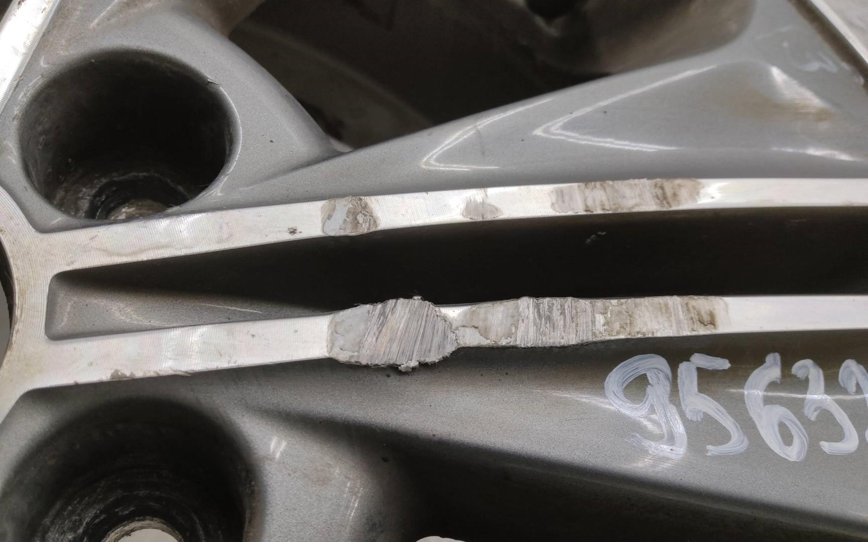 Диск колесный литой легкий сплав