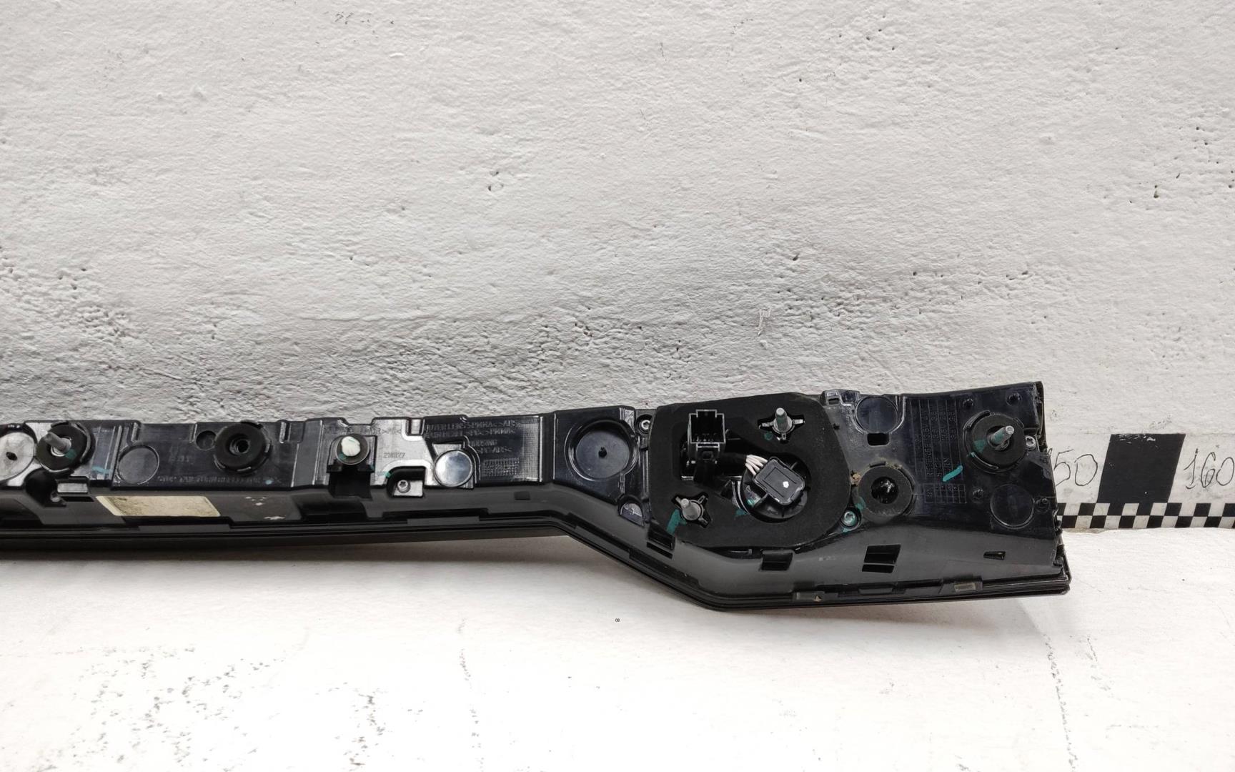 Фонарь задний