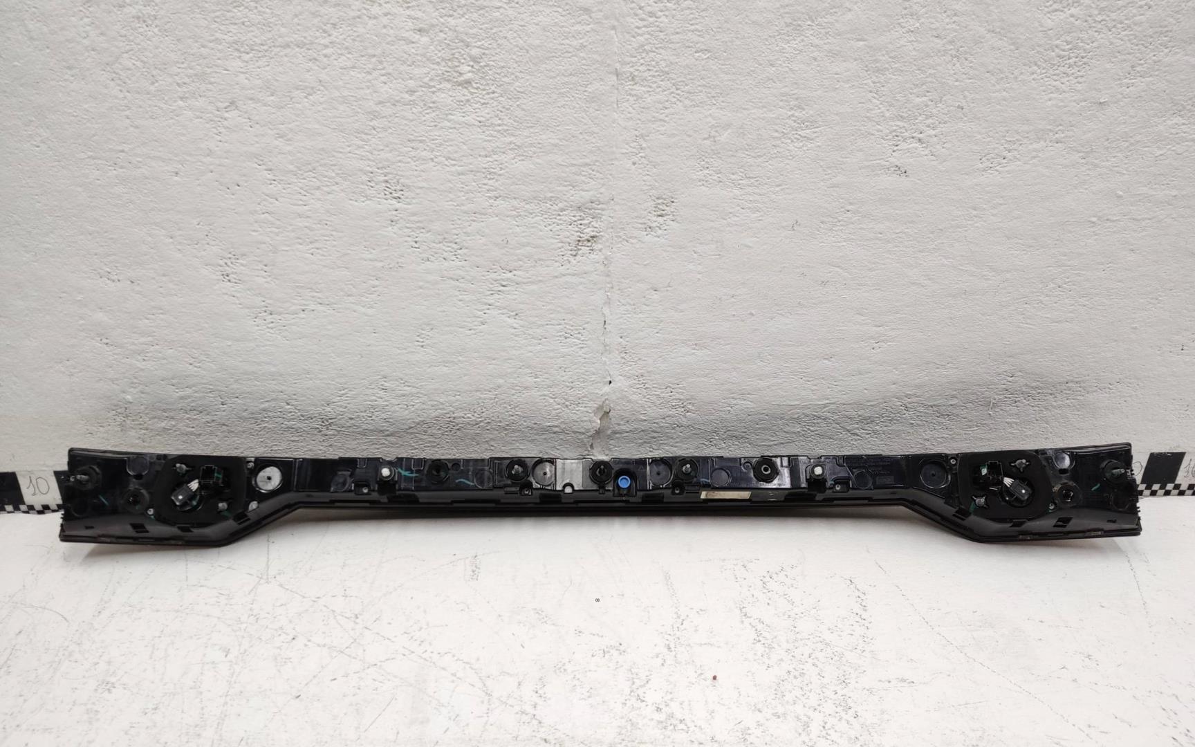 Фонарь задний