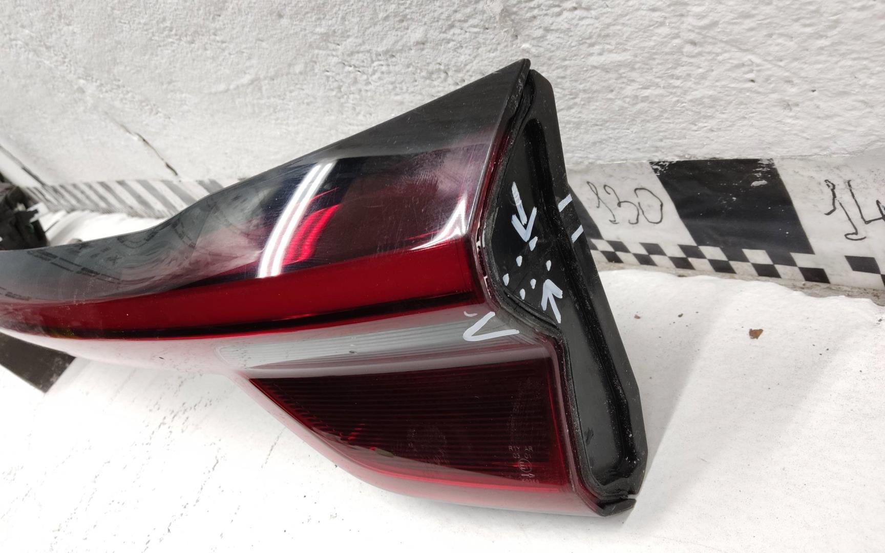 Фонарь задний