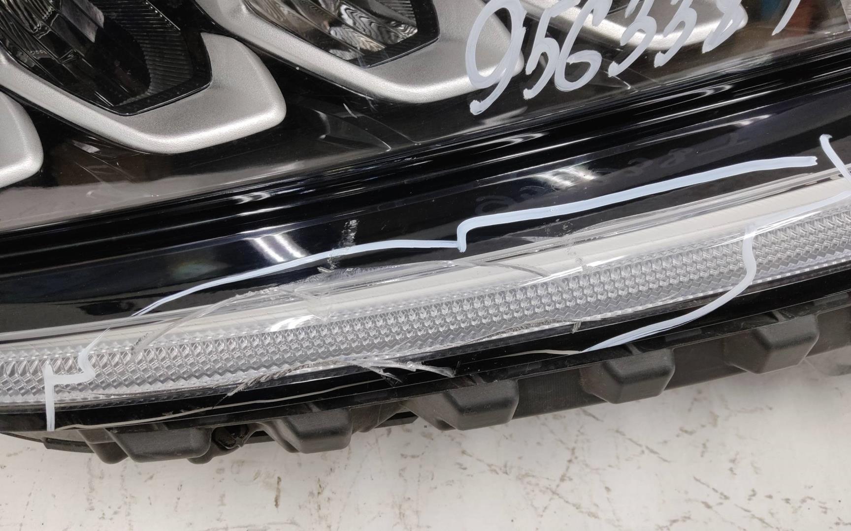 Фара правая