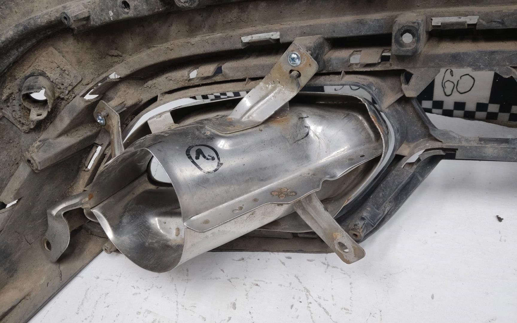 Бампер задний