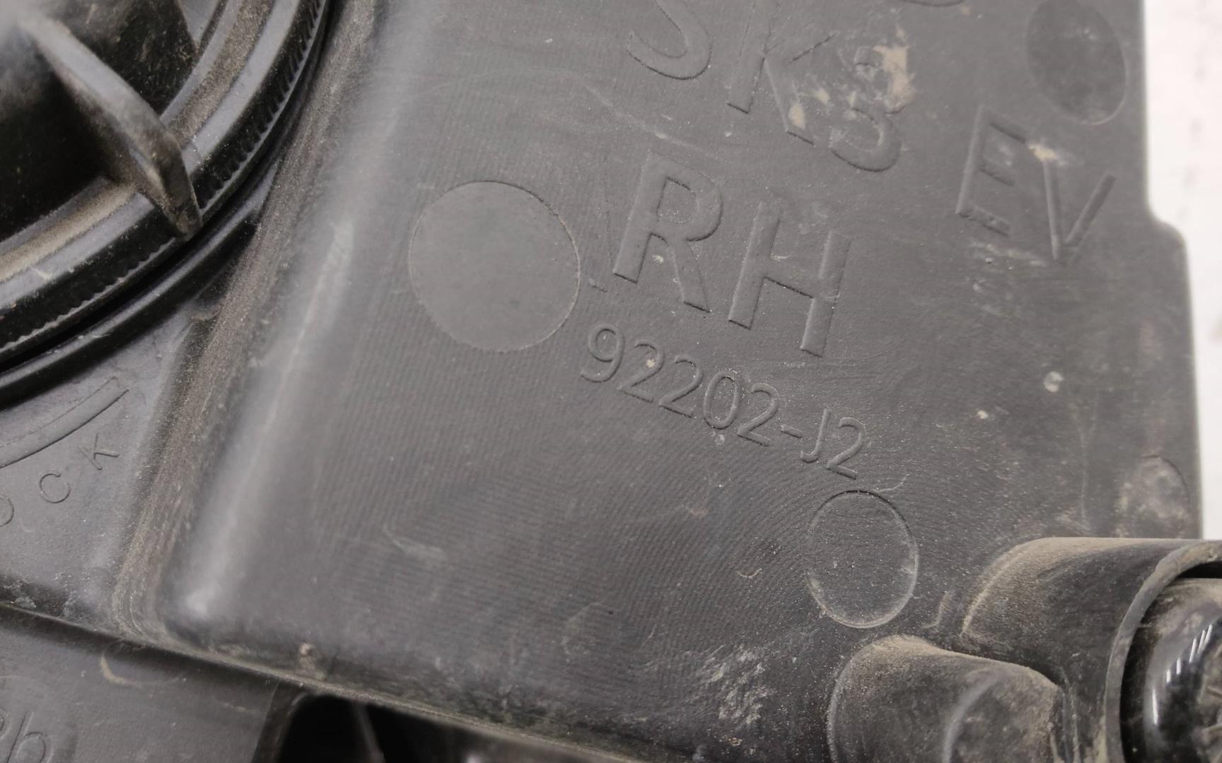 Фара противотуманная правая