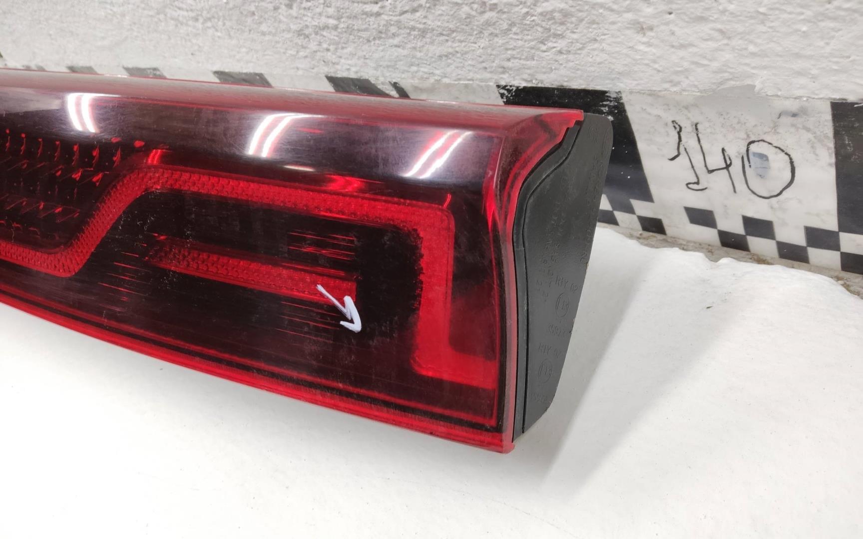 Фонарь задний