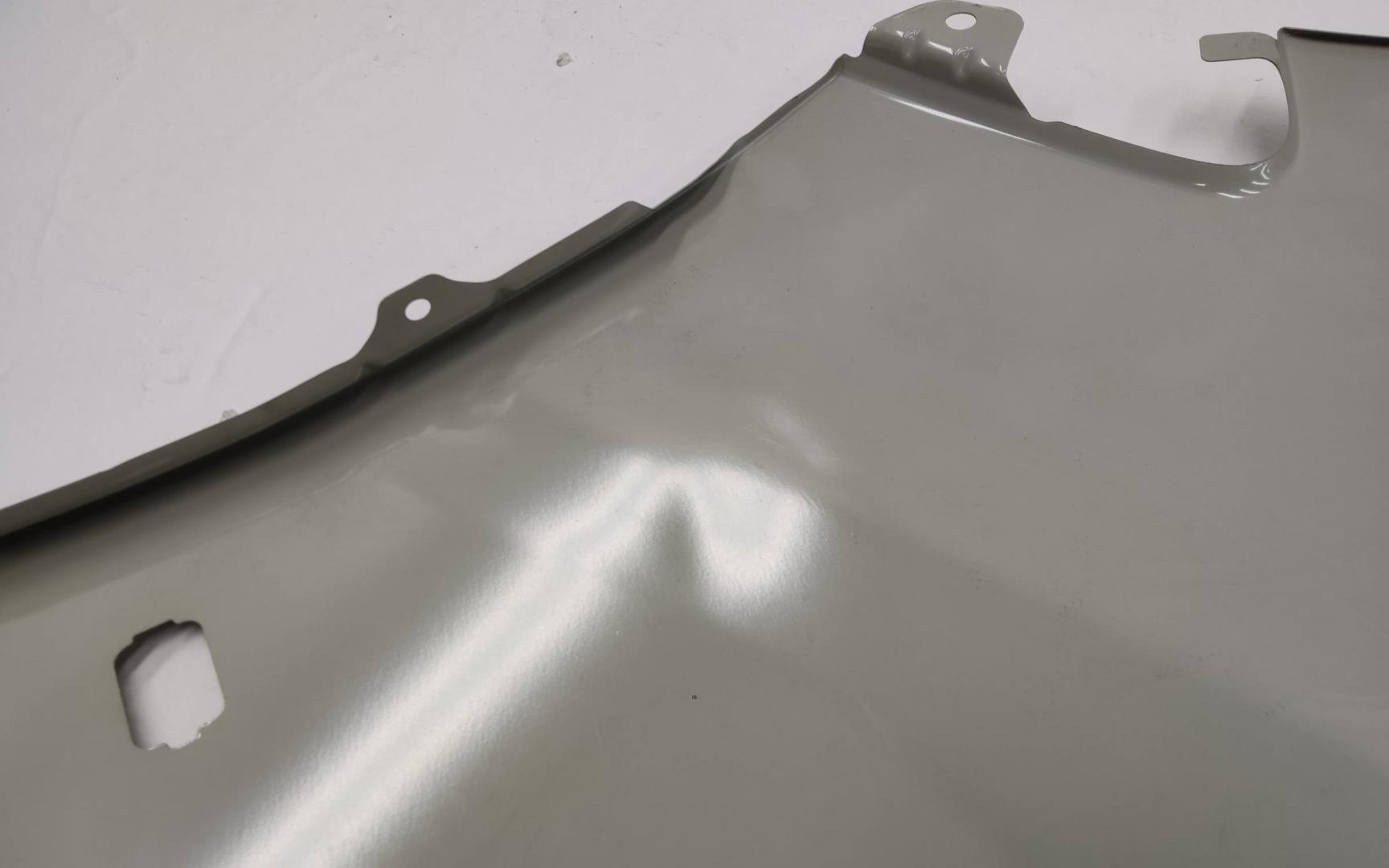 Крыло переднее левое