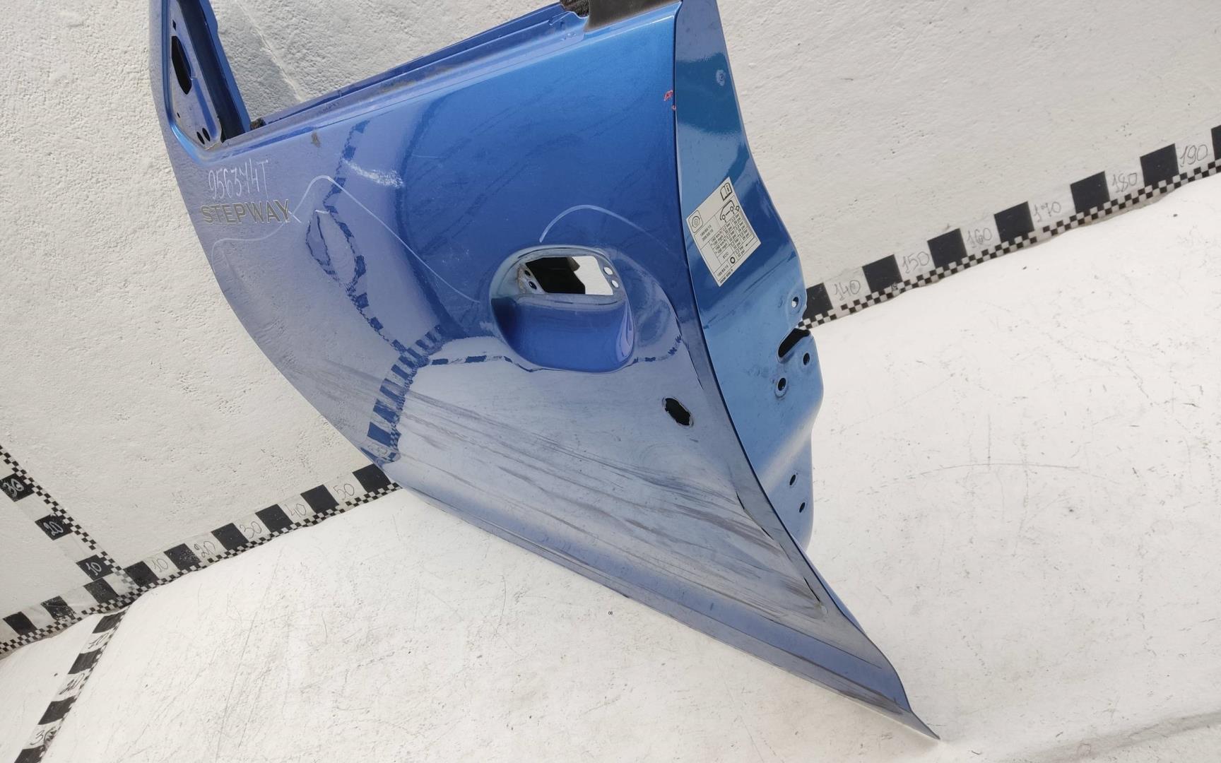 Дверь передняя левая