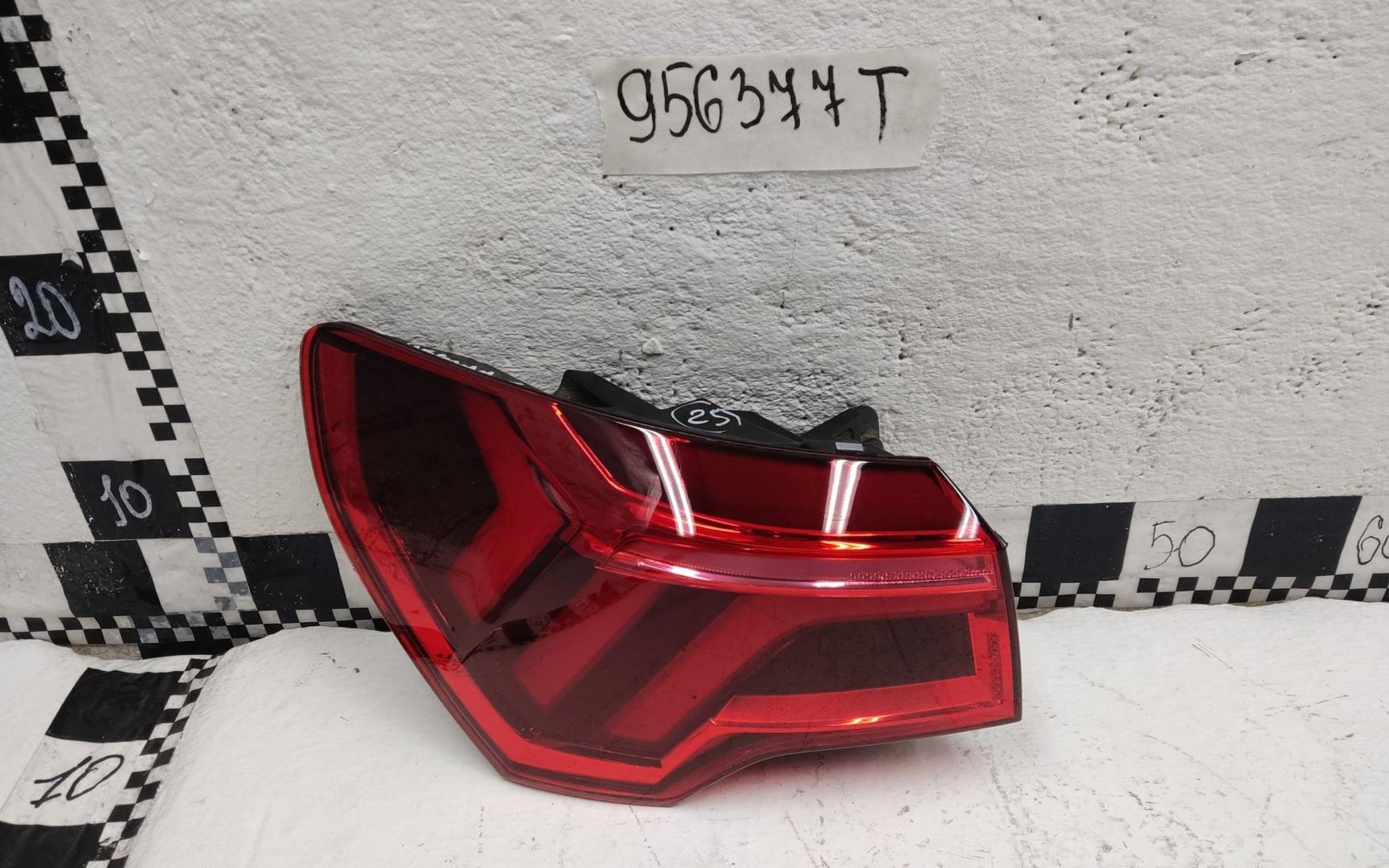 Фонарь задний наружный левый