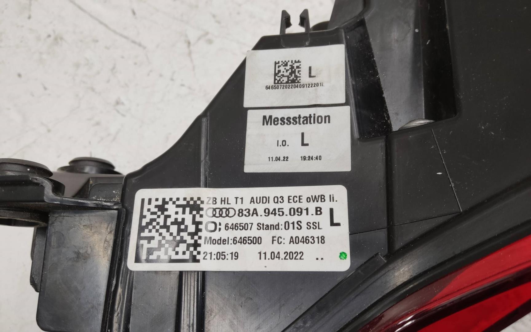 Фонарь задний наружный левый