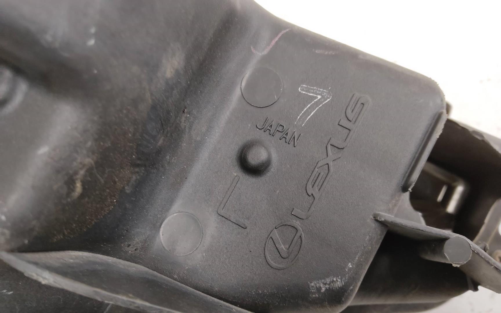 Фара противотуманная левая