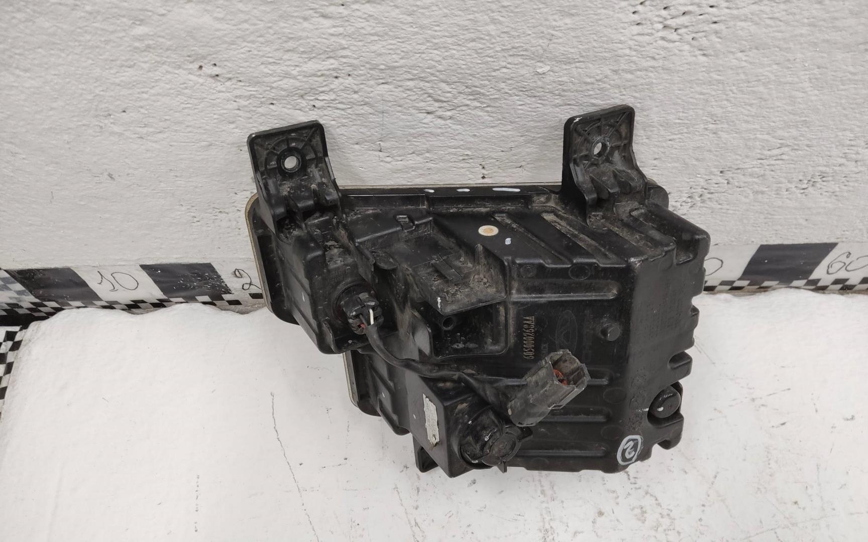 Фара дневного света левая (ходовые огни)