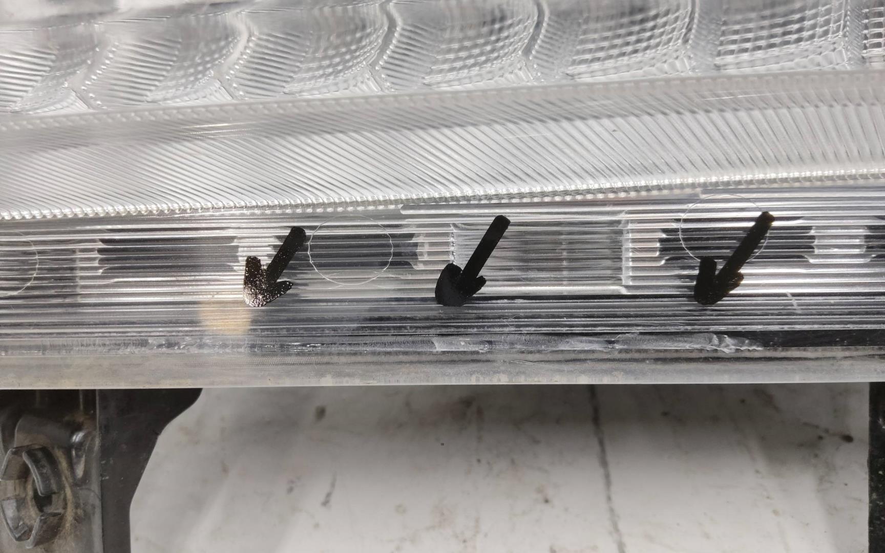 Фара дневного света левая (ходовые огни)