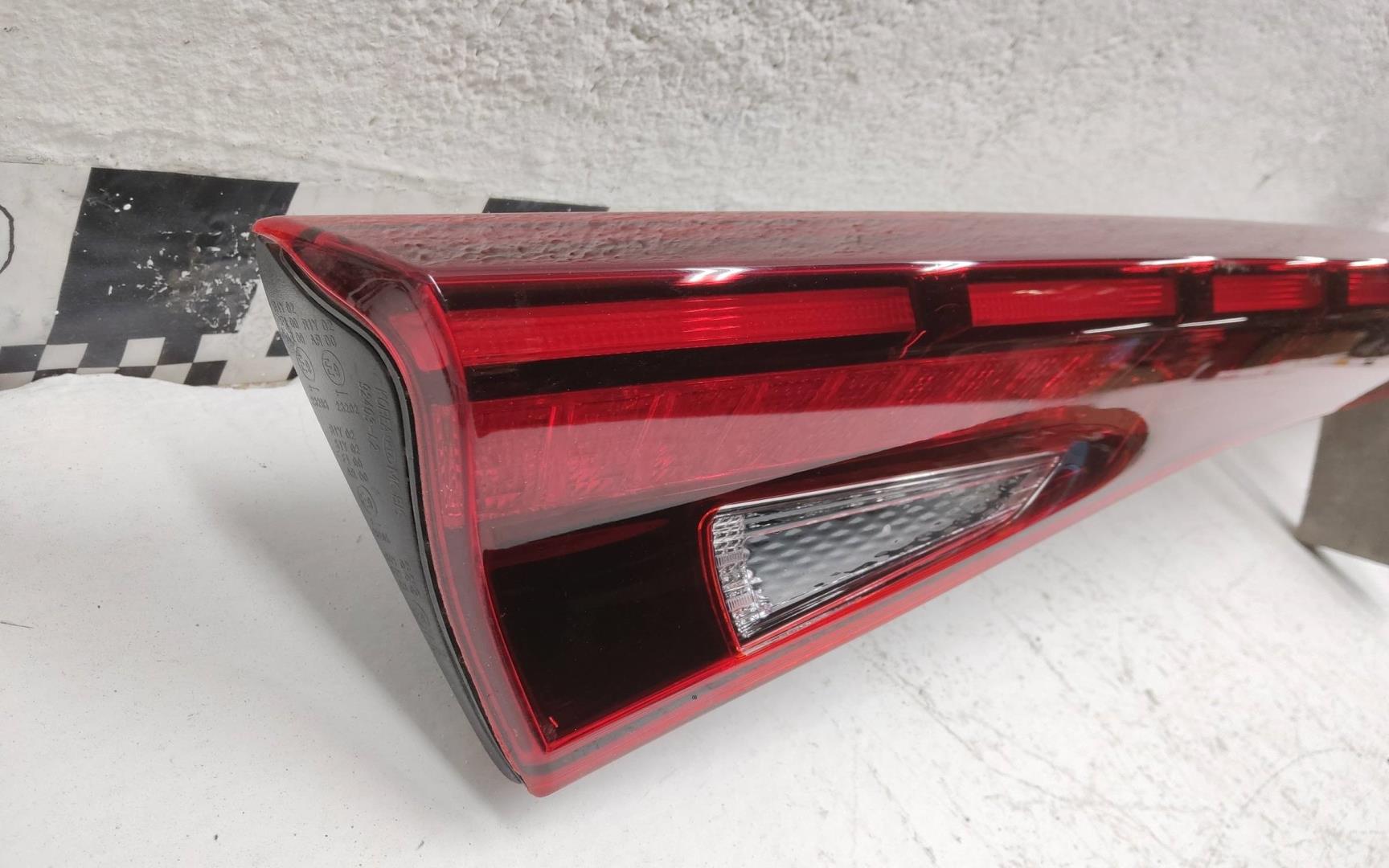 Фонарь задний