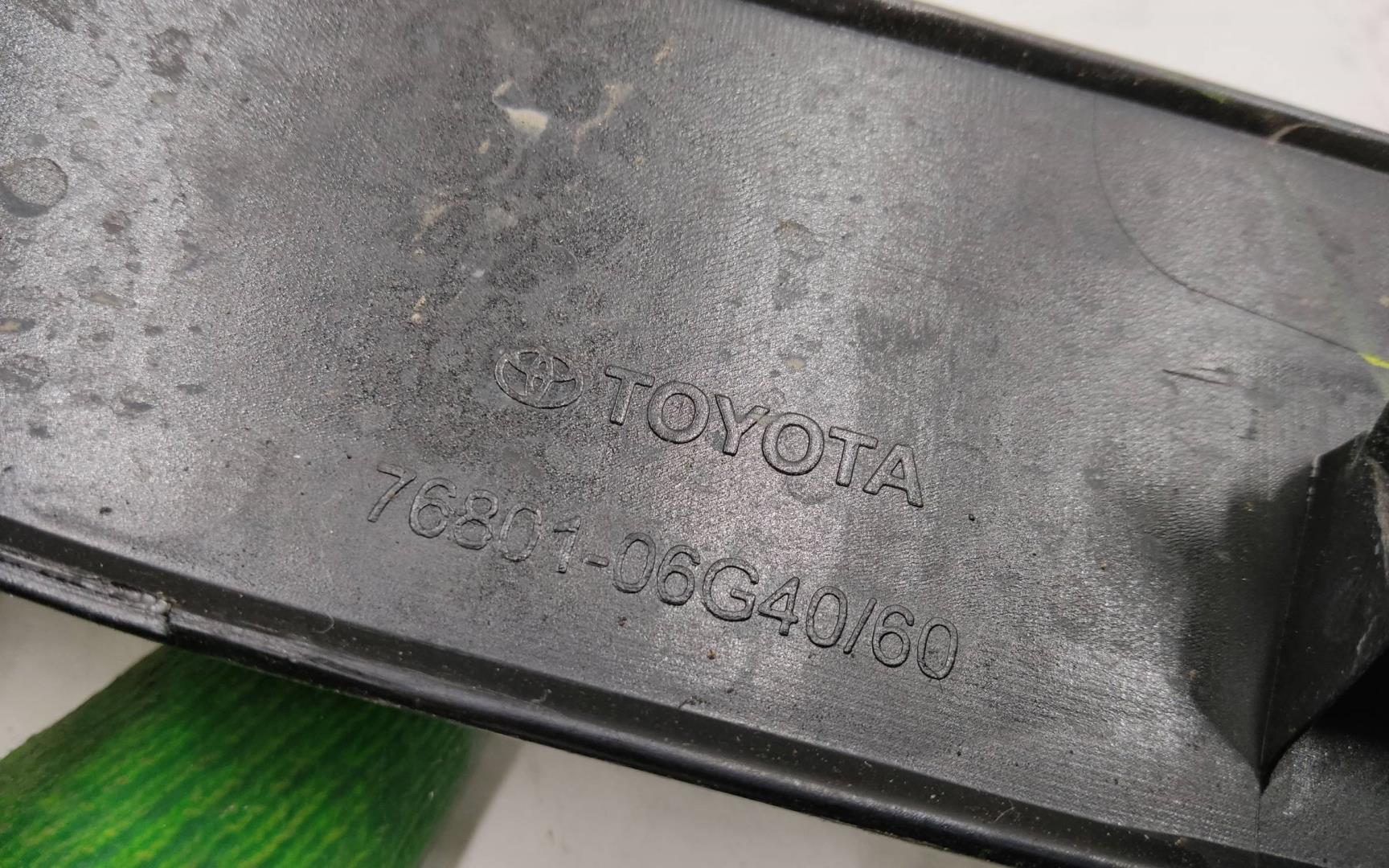 Накладка крышки багажника