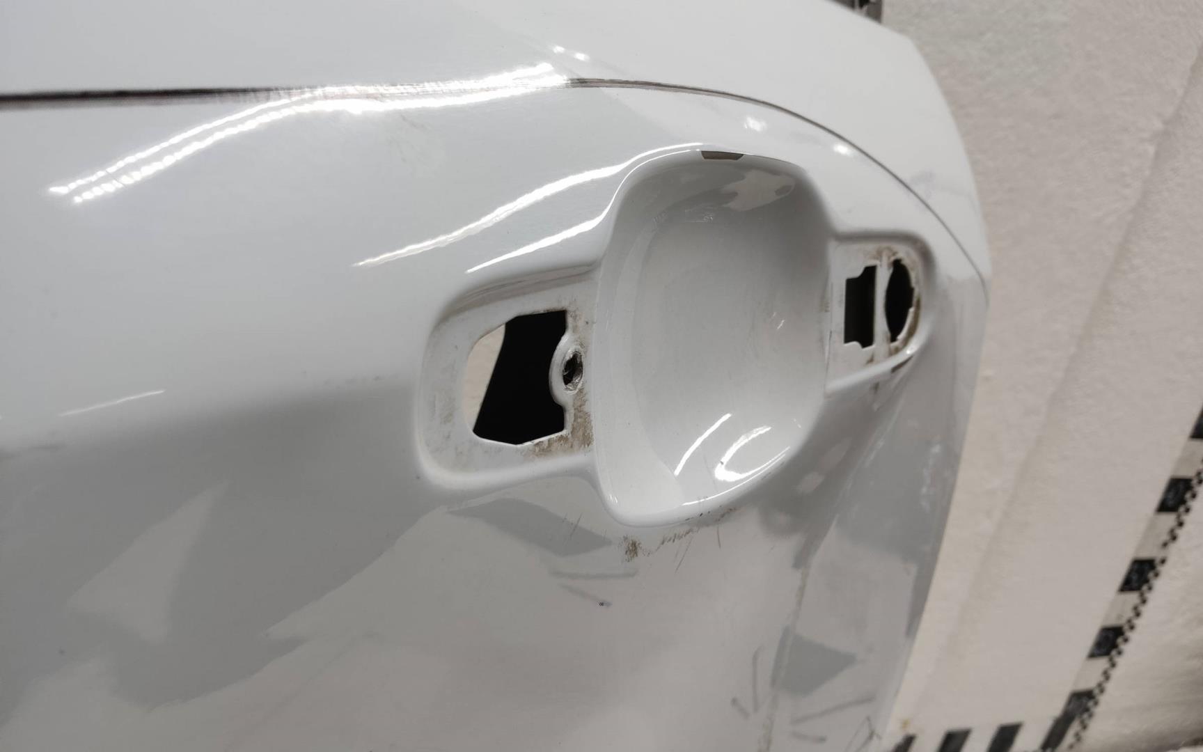 Дверь передняя левая