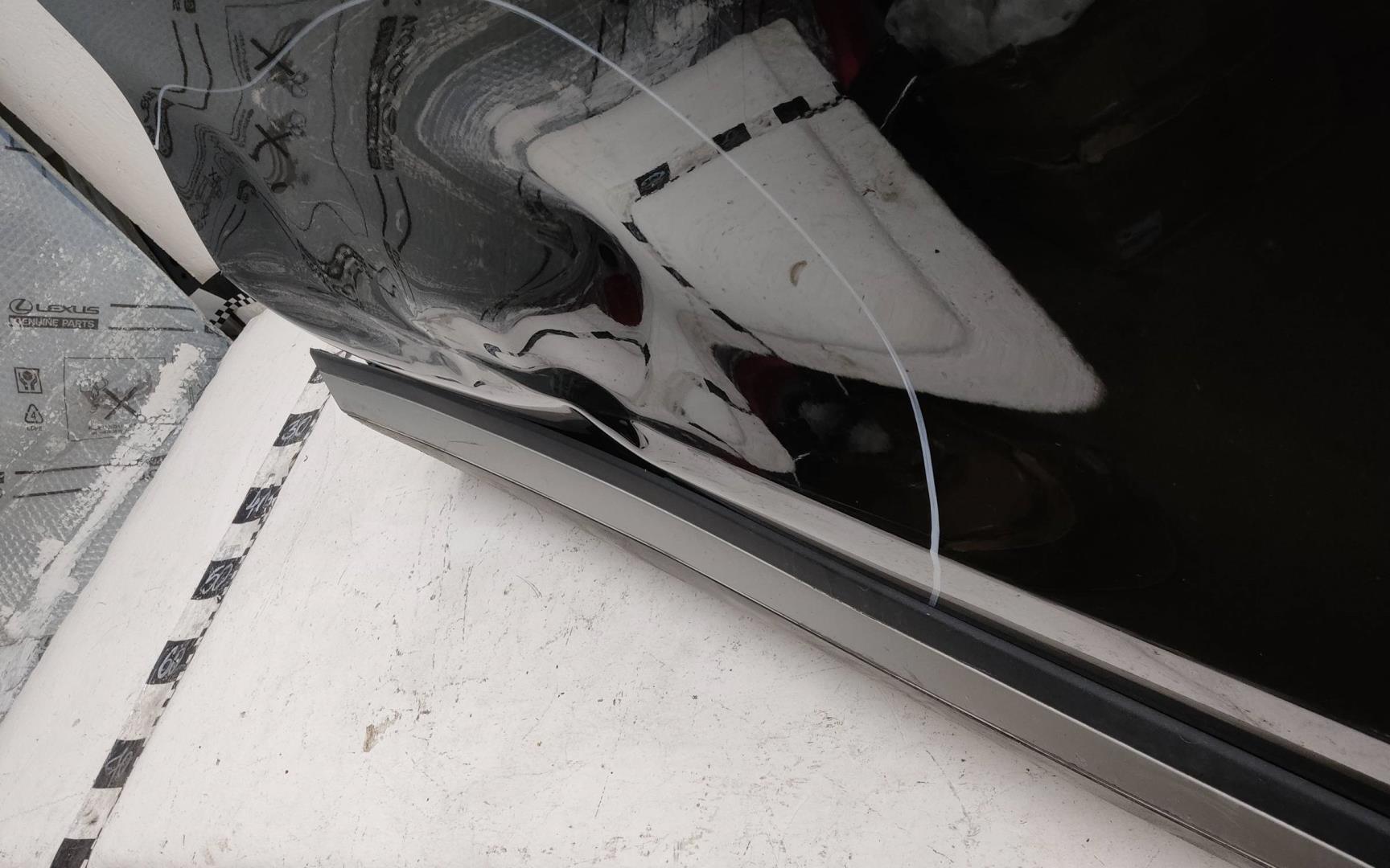 Дверь передняя правая