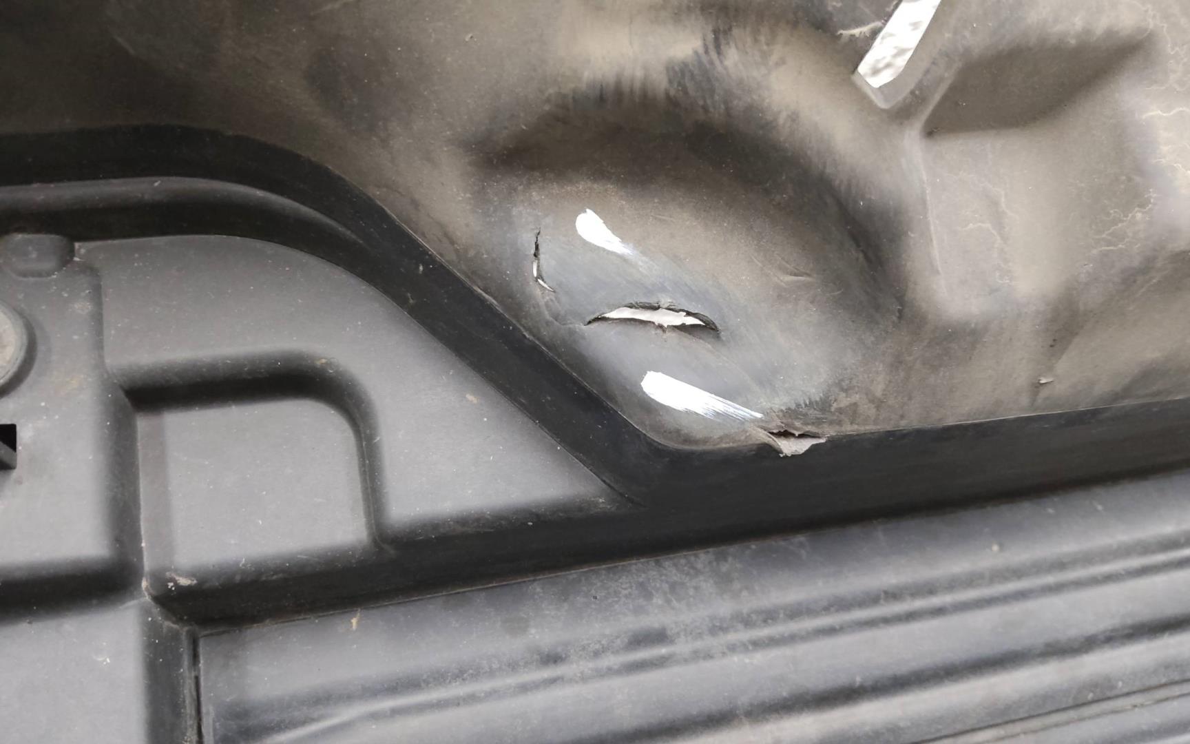 Воздуховод радиатора нижний