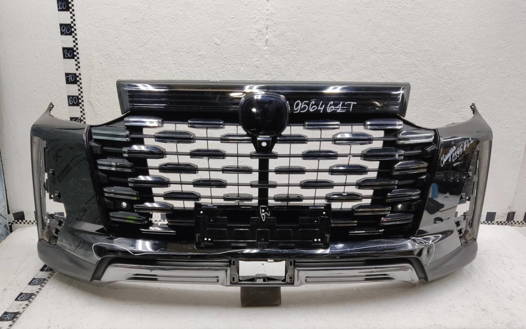 Бампер передний