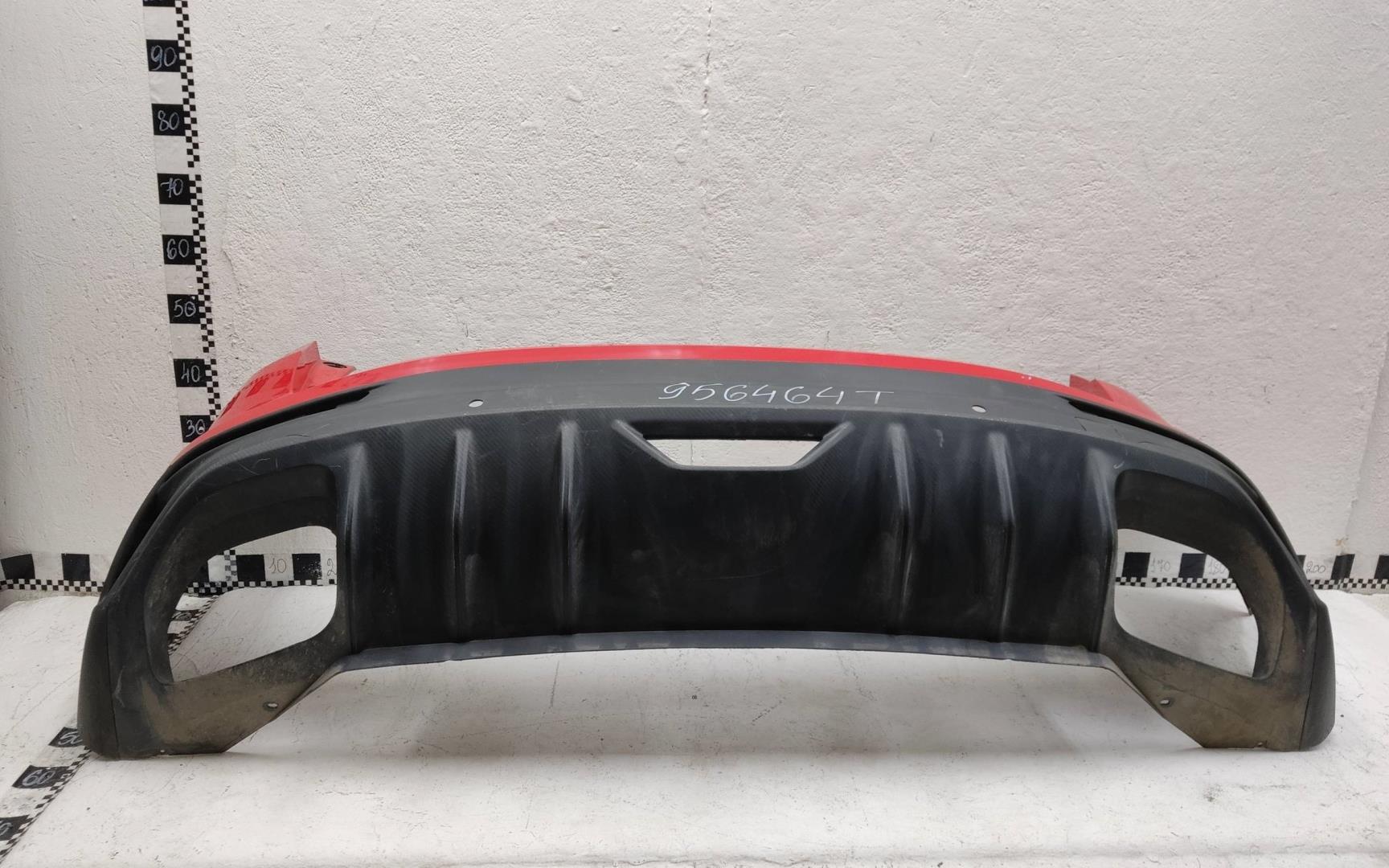 Бампер задний