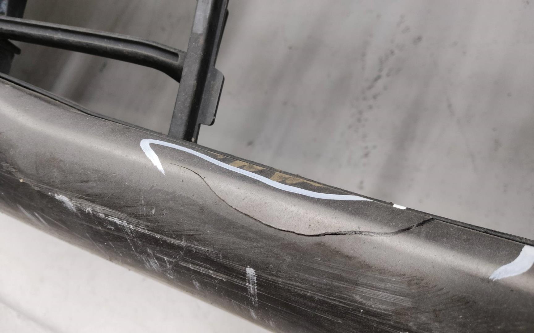 Бампер передний