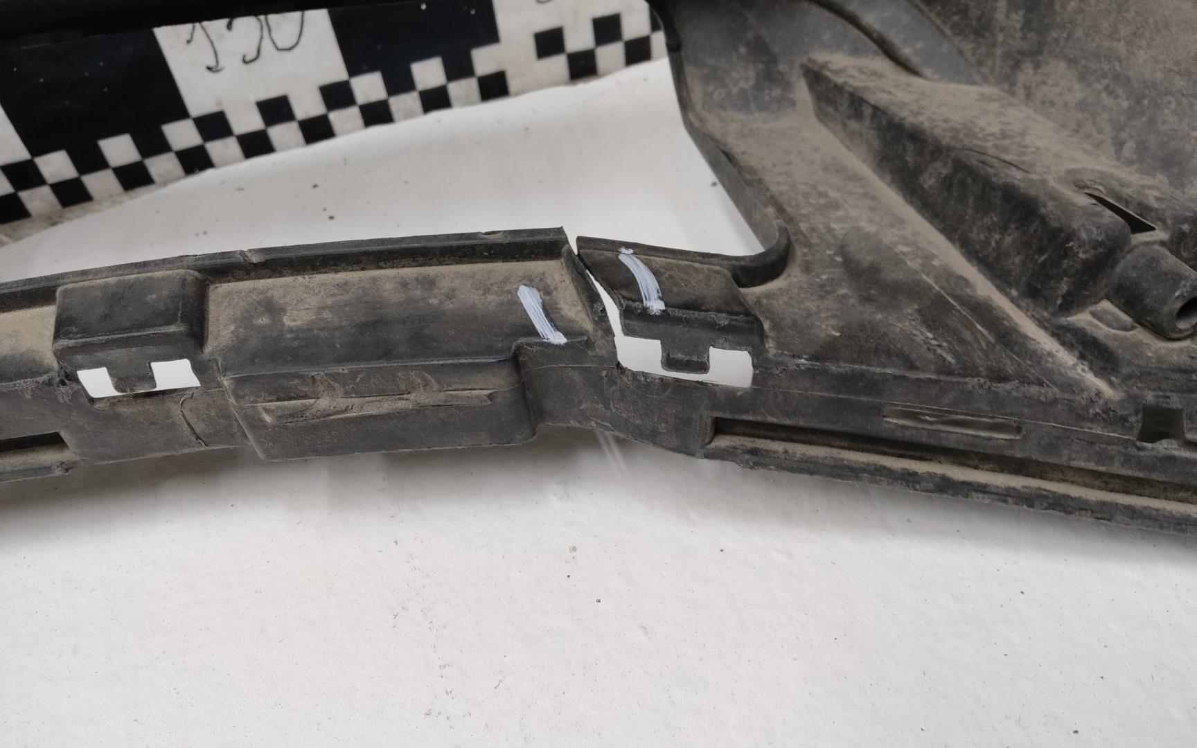 Бампер передний