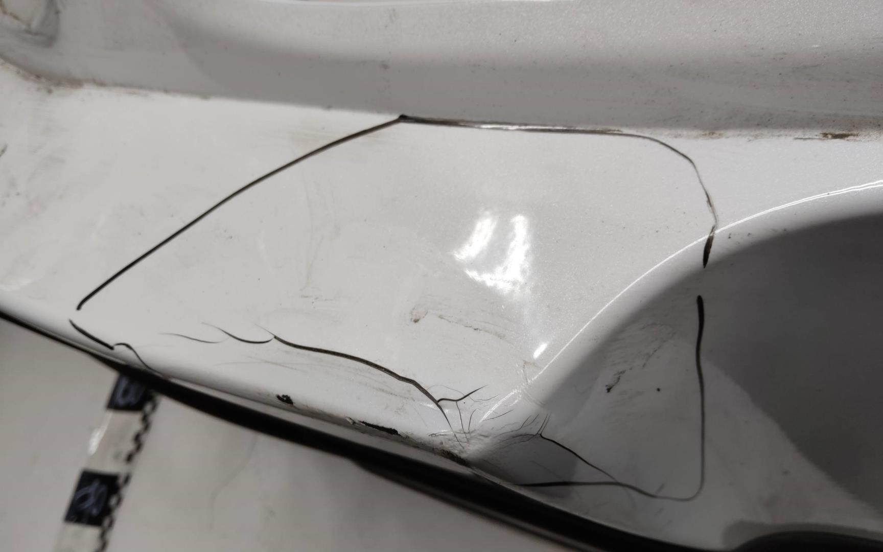 Бампер задний