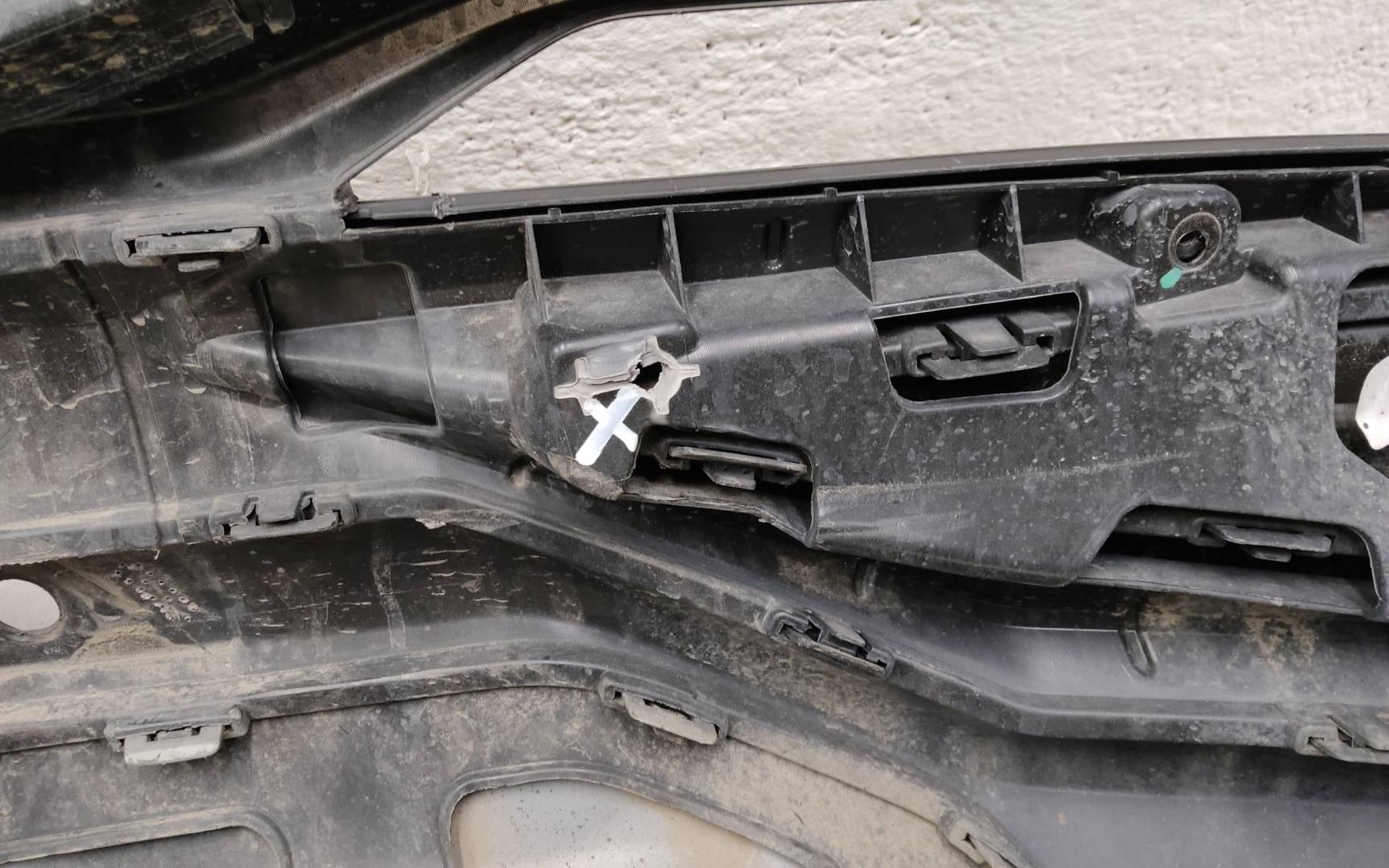 Бампер задний