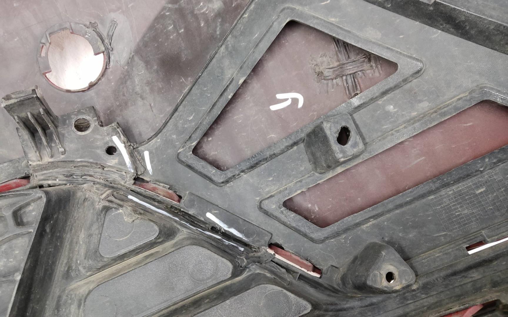 Бампер передний