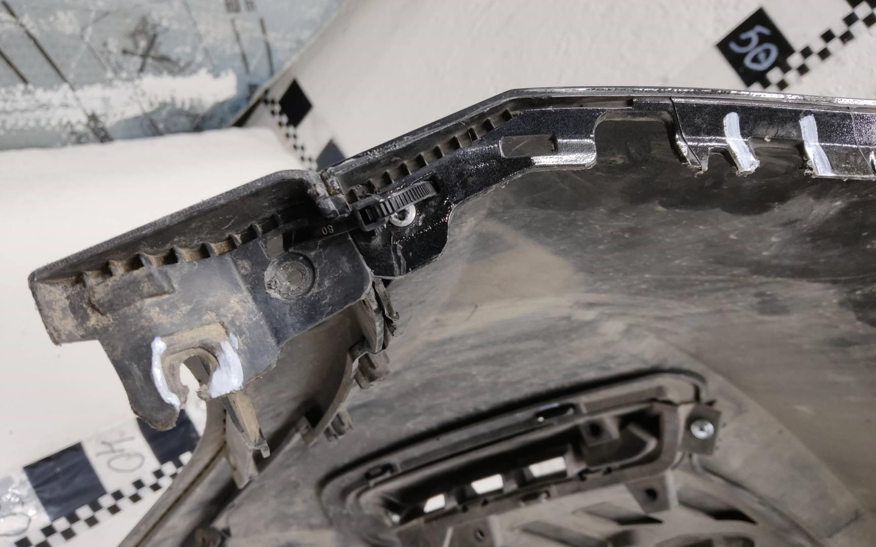 Бампер передний